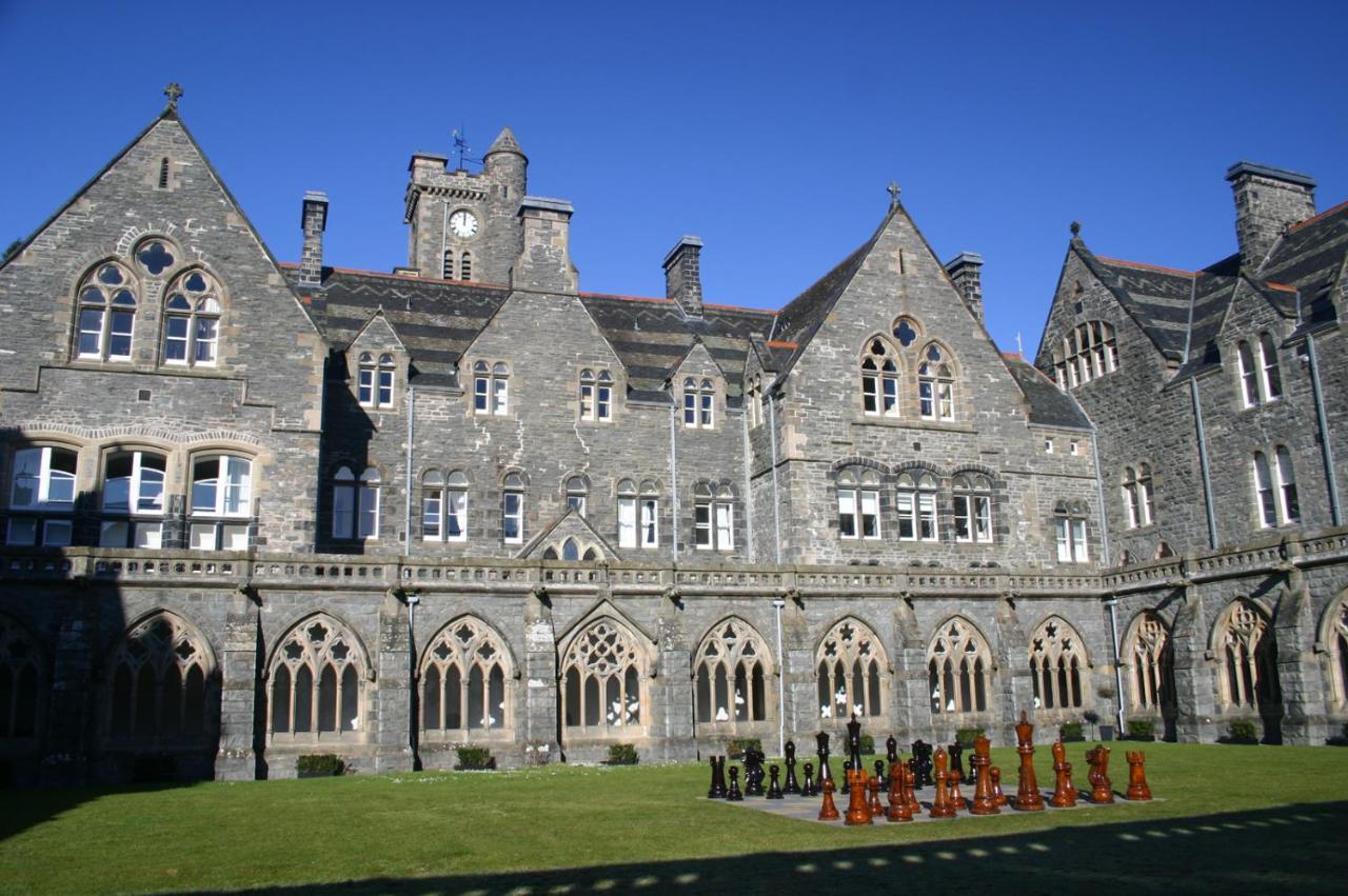 Highland Club Scotland Apartments Форт-Огастус Екстер'єр фото